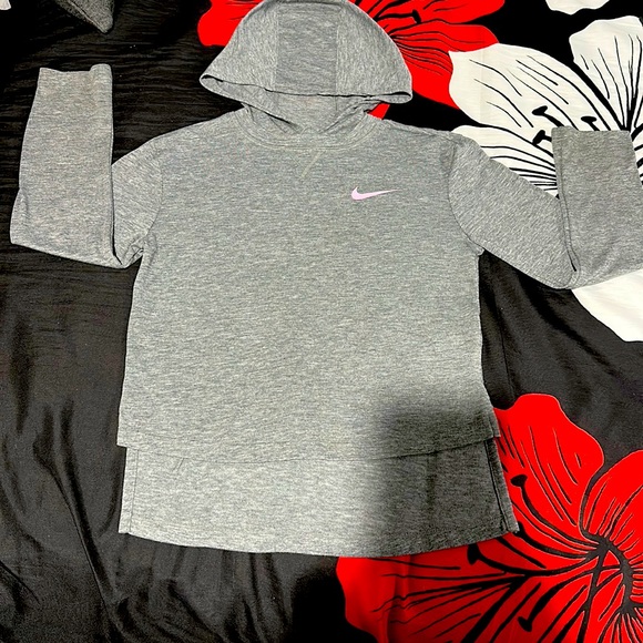 Nike Other - 🩷🩶DRI-FIT NIKE HOODIE 🩷🩶